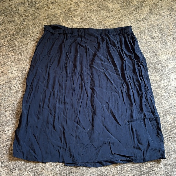 ModCloth women’s NWT Elegant Navy Blue Women's Skirt - size 2X - Picture 5 of 5